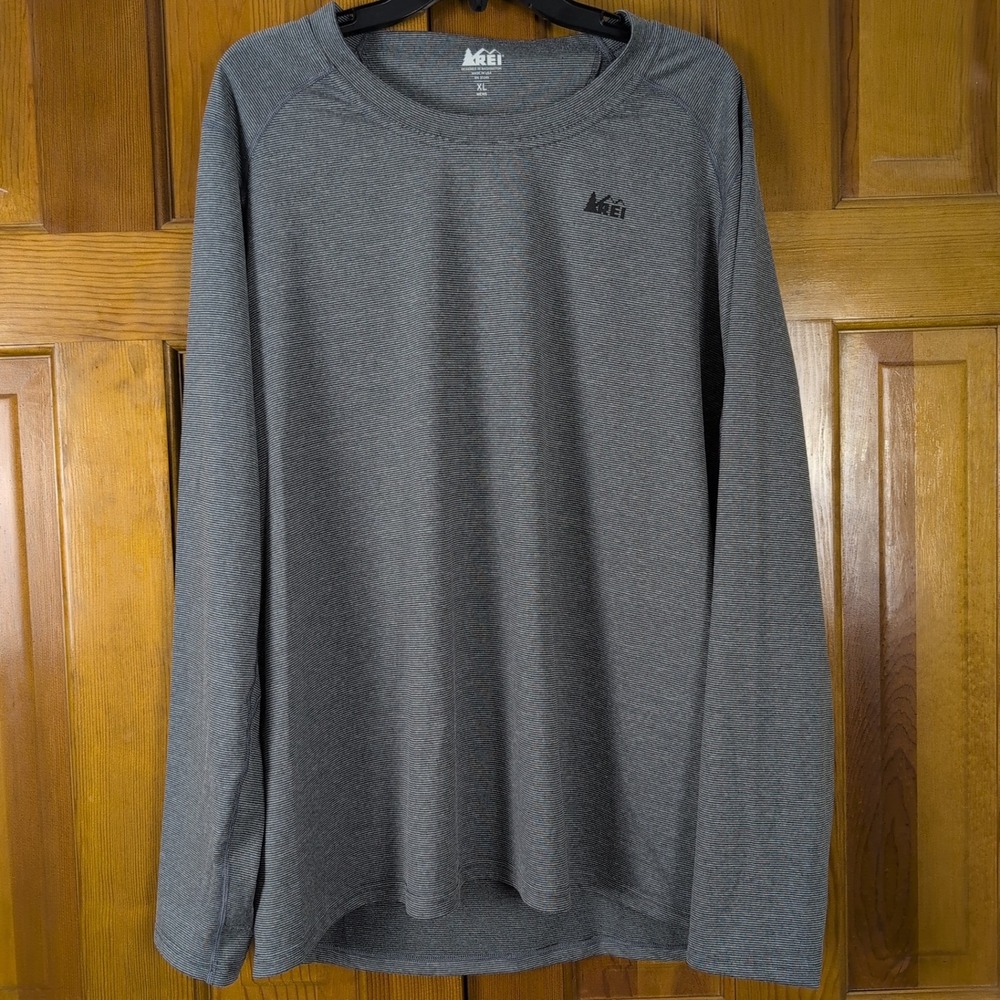 REI Long Sleeve Shirt Mens XL Grey  Striped Performance Base Layer Made in USA